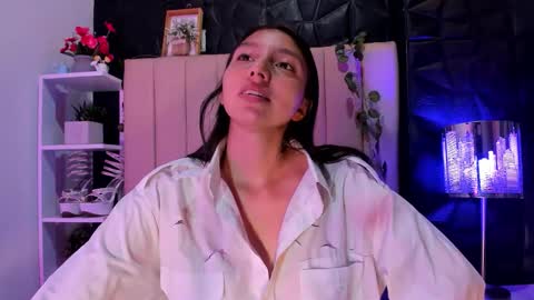 kendall_saenz online show from December 19, 2025, 11:01 pm