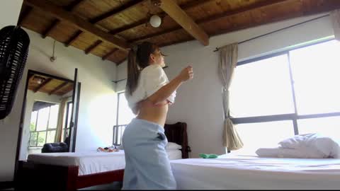 kendall online show from January 31, 2025, 4:59 pm