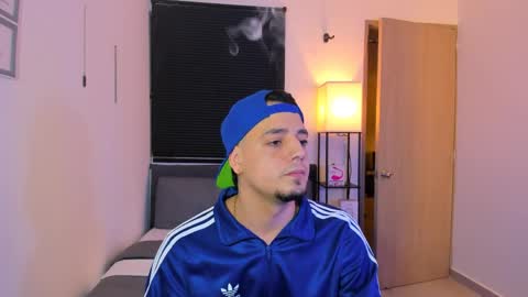 kendel_dimitri online show from April 26, 2026, 6:22 am