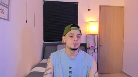 Snapshot of kendel_dimitri chatting on May 3, 2026, 4:40 am kendel_dimitri online show from May 3, 2026, 4:40 am