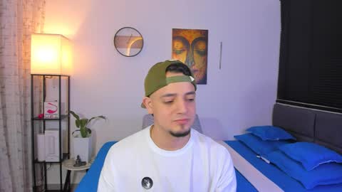 Snapshot of kendel_dimitri chatting on May 15, 2026, 3:57 am kendel_dimitri online show from May 15, 2026, 3:57 am