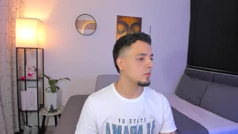Snapshot of kendel_dimitri chatting on May 19, 2026, 5:03 am kendel_dimitri online show from May 19, 2026, 5:03 am