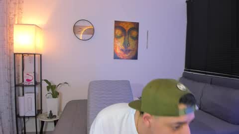 Snapshot of kendel_dimitri chatting on May 23, 2026, 8:18 am kendel_dimitri online show from May 23, 2026, 8:18 am