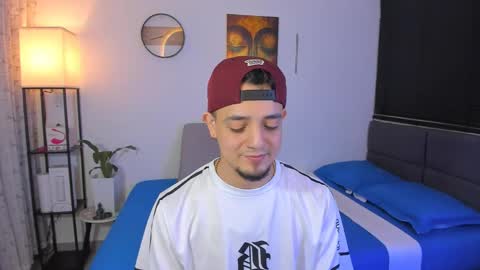 Snapshot of kendel_dimitri chatting on June 4, 2026, 4:18 am kendel_dimitri online show from June 4, 2026, 4:18 am