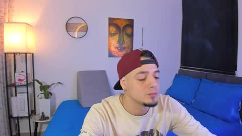 Snapshot of kendel_dimitri chatting on June 6, 2026, 9:25 am kendel_dimitri online show from June 6, 2026, 9:25 am