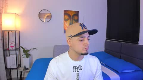 Snapshot of kendel_dimitri chatting on June 9, 2026, 2:45 am kendel_dimitri online show from June 9, 2026, 2:45 am