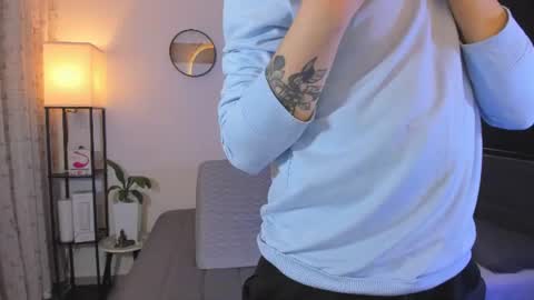 Snapshot of kendel_dimitri chatting on June 17, 2026, 5:54 am kendel_dimitri online show from June 17, 2026, 5:54 am