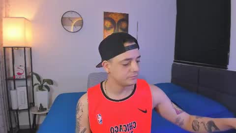 Snapshot of kendel_dimitri chatting on June 27, 2026, 7:35 am kendel_dimitri online show from June 27, 2026, 7:35 am