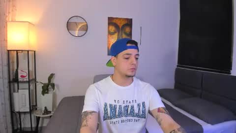 Snapshot of kendel_dimitri chatting on July 6, 2026, 6:43 pm kendel_dimitri online show from July 6, 2026, 6:43 pm