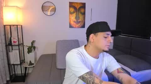 Snapshot of kendel_dimitri chatting on July 13, 2026, 5:21 am kendel_dimitri online show from July 13, 2026, 5:21 am