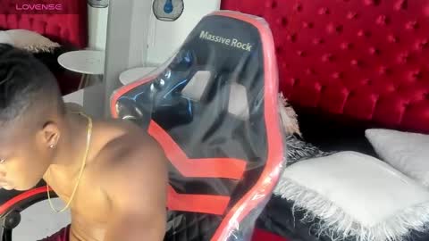 Snapshot of kender21_ chatting on January 15, 2025, 12:04 pm Kender online show from January 15, 2025, 12:04 pm