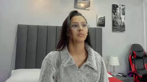 Snapshot of kendra_london chatting on July 6, 2026, 11:07 am Kendra London online show from July 6, 2026, 11:07 am
