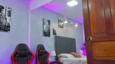 Snapshot of kendra_london chatting on July 29, 2026, 11:19 am Kendra London online show from July 29, 2026, 11:19 am
