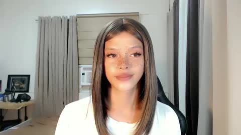 kendra_lunaxx online show from February 27, 2026, 9:26 pm