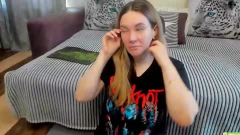 Kendra online show from April 29, 2026, 12:37 am