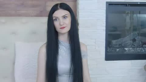 KendraBloom online show from April 4, 2026, 5:43 pm