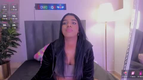 kendrachavez_ online show from February 18, 2026, 9:44 pm