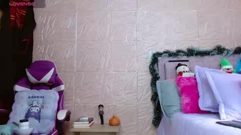 KENDRAPOTTER online show from November 30, 2025, 2:10 pm