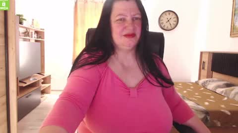 Snapshot of kendrasecrets chatting on April 18, 2026, 11:25 am Kendra online show from April 18, 2026, 11:25 am