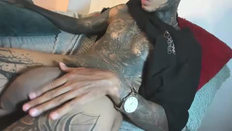 Snapshot of kendrik_brown chatting on March 7, 2025, 1:31 am kendrick brown online show from March 7, 2025, 1:31 am