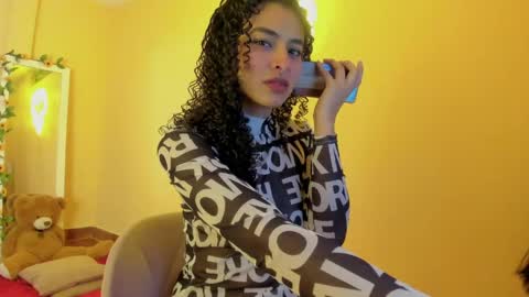 Snapshot of keniia_riizz chatting on April 17, 2026, 10:24 pm Kenia online show from April 17, 2026, 10:24 pm