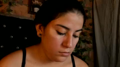 kenia walker  online show from July 5, 2026, 1:18 pm