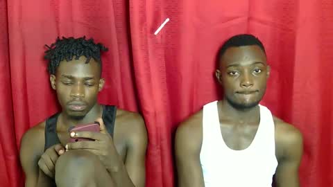 Snapshot of kenna_ass chatting on October 28, 2025, 9:24 am Kenia online show from October 28, 2025, 9:24 am