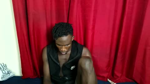 Snapshot of kenna_ass chatting on November 20, 2025, 11:43 am Kenia online show from November 20, 2025, 11:43 am