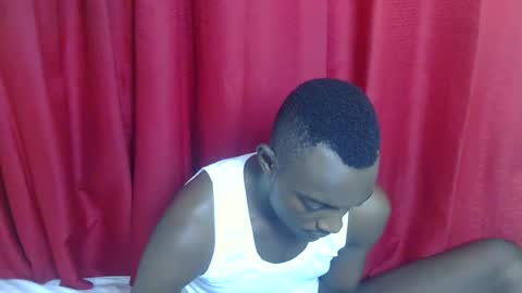 Snapshot of kenna_ass chatting on November 25, 2025, 7:14 pm Kenia online show from November 25, 2025, 7:14 pm