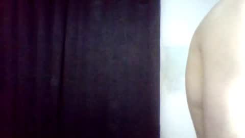 Snapshot of kennerfox77 chatting on June 19, 2026, 7:01 am Kennfox777 online show from June 19, 2026, 7:01 am