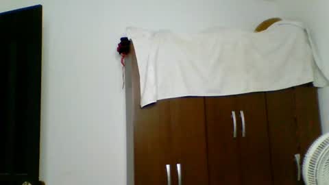 Snapshot of kennerfox77 chatting on July 23, 2026, 5:16 am Kennfox777 online show from July 23, 2026, 5:16 am