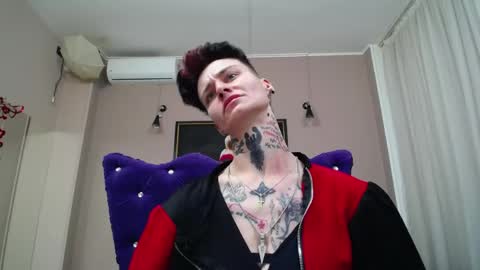 Snapshot of kennyvibe chatting on June 4, 2026, 12:22 pm kennyvibe online show from June 4, 2026, 12:22 pm