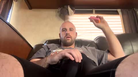 kepkon00 online show from December 6, 2024, 9:57 pm