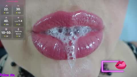 K E R L Y online show from October 3, 2025, 12:13 pm