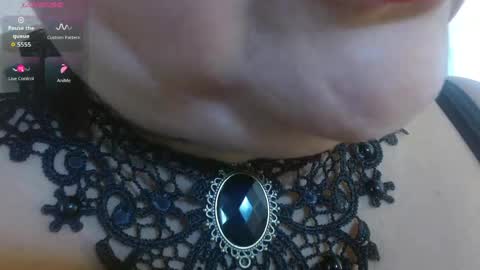 Snapshot of kerly_doll chatting on May 7, 2026, 1:49 pm K E R L Y online show from May 7, 2026, 1:49 pm