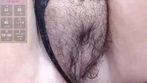 Snapshot of kerly_doll chatting on June 9, 2026, 5:35 pm K E R L Y online show from June 9, 2026, 5:35 pm