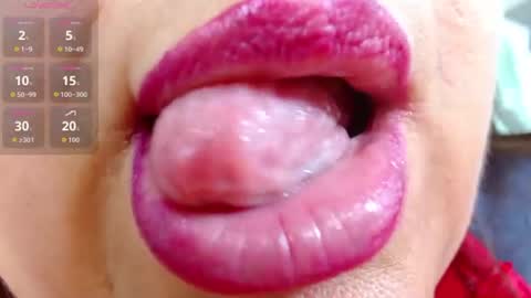 Snapshot of kerly_doll chatting on July 1, 2026, 3:41 am K E R L Y online show from July 1, 2026, 3:41 am