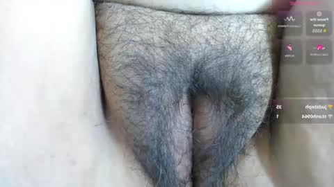 Snapshot of kerly_doll chatting on July 28, 2026, 7:39 pm K E R L Y online show from July 28, 2026, 7:39 pm