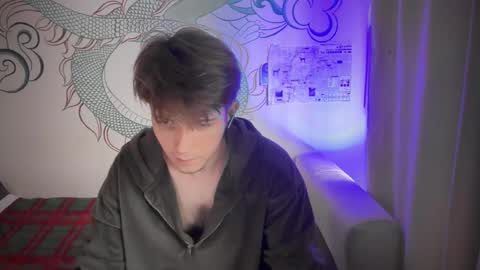 Snapshot of kero180 chatting on October 6, 2025, 1:52 pm Kero online show from October 6, 2025, 1:52 pm