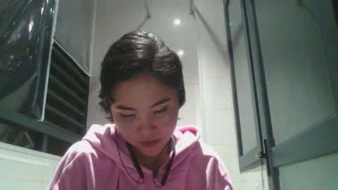 Snapshot of kerstinscotto chatting on November 6, 2025, 11:22 am Jenny online show from November 6, 2025, 11:22 am