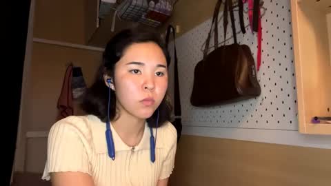 Jenny  online show from May 11, 2026, 9:59 am