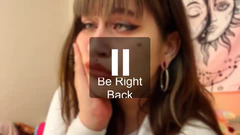 Snapshot of keshamoon chatting on December 29, 2024, 6:05 pm Kesha online show from December 29, 2024, 6:05 pm