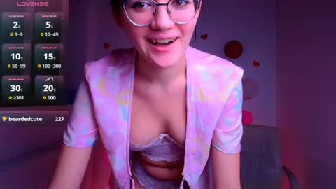 Snapshot of ketrin_pirsss chatting on February 28, 2025, 9:04 am Ketrin online show from February 28, 2025, 9:04 am