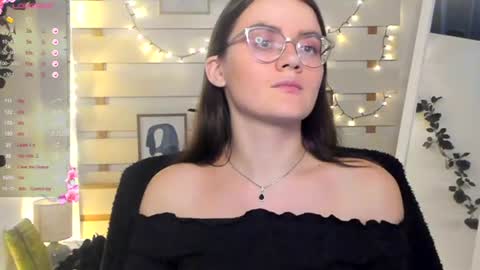 Snapshot of ketrin_pirsss chatting on November 23, 2025, 8:08 pm Ketrin online show from November 23, 2025, 8:08 pm