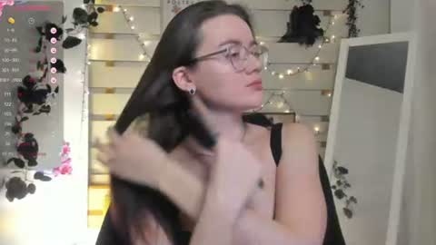 Ketrin online show from March 8, 2026, 6:39 am