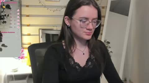 Ketrin online show from March 11, 2026, 7:03 am