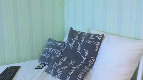 Snapshot of kettimi chatting on January 9, 2025, 1:02 pm Catherine online show from January 9, 2025, 1:02 pm