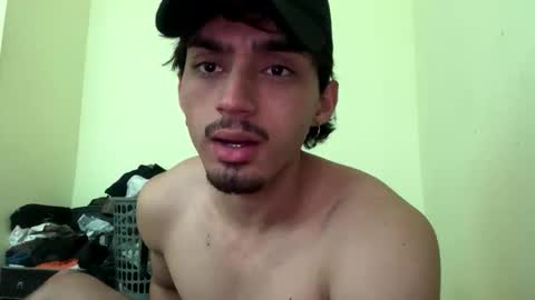 kevin777623 online show from November 24, 2025, 8:52 pm