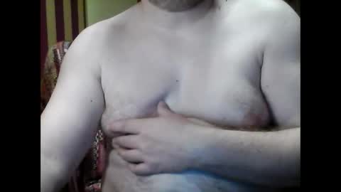 Snapshot of kevin803908 chatting on November 19, 2025, 12:10 am kevin803908 online show from November 19, 2025, 12:10 am