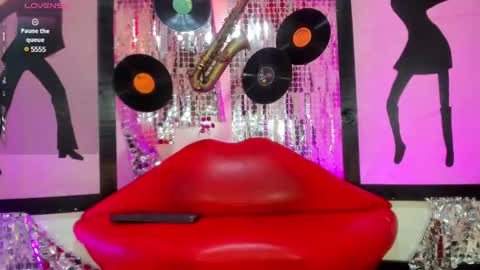 Snapshot of kevin__max_ chatting on January 12, 2025, 3:28 am Kev online show from January 12, 2025, 3:28 am